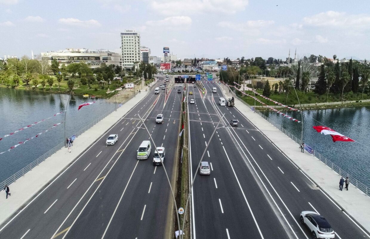 Adana’nın Yollarında Büyük Dönüşüm: 18 Yeni Köprü Yapılacak