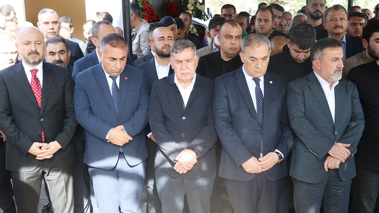 Omer Celik Cenaze 10