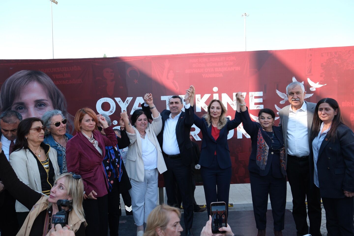 Oya Teki̇n'e Destek Toplantisi Devam Edi̇yor 7