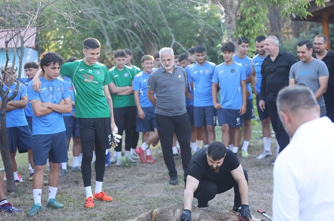 Adana Demirspor'da Yeni Sezon Öncesi Kurban Kesildi