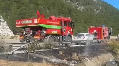 Pozantı Otoyolu'nda Korkutan Araç Yangını: Facianın Eşiğinden Dönüldü