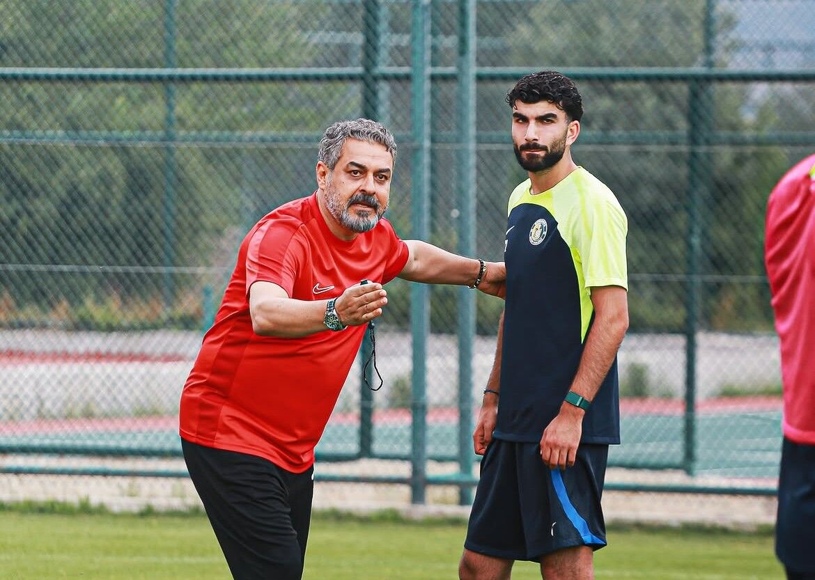 Özel