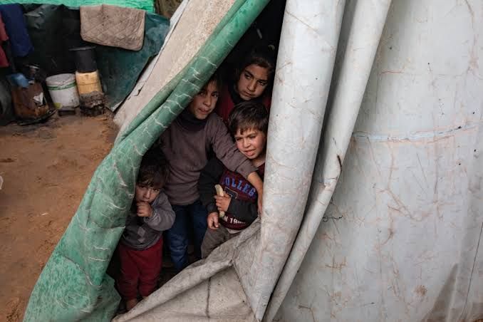 TÜİK ve UNICEF Raporu Çocukların Tablosunu Ortaya Koydu: 6,7 Milyon Çocuk Yoksulluk İçinde