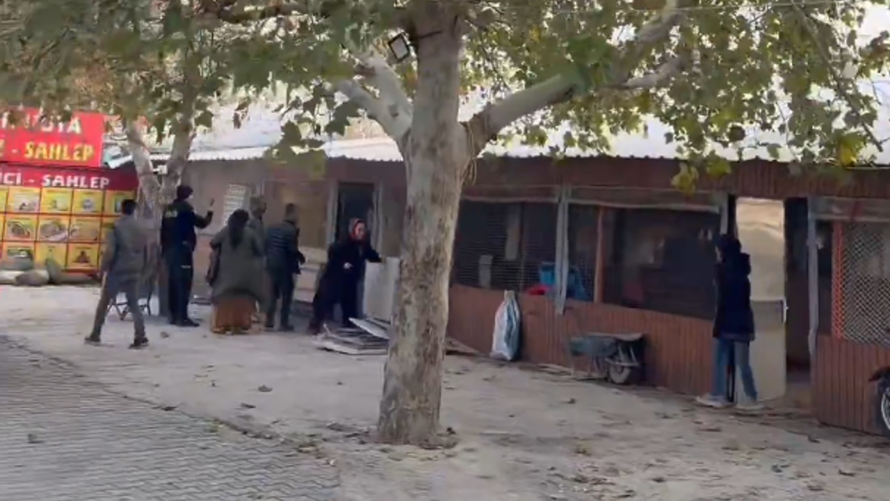 Amerikan Adası’nda Yıkım Başladı