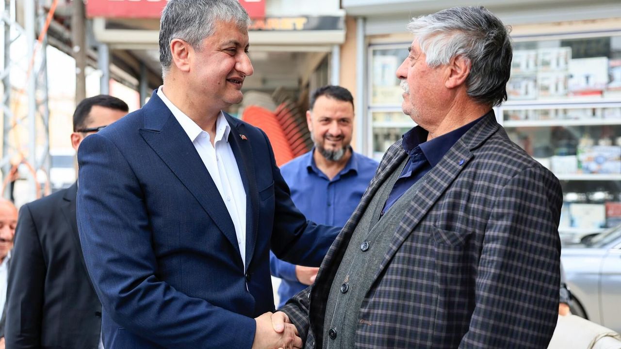 Vali Mustafa Yavuz'dan Seyhan Küçükdikili Esnafına Ziyaret