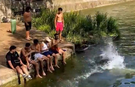 Fransızlar Serinlemek İçin 'Adana Usulü' Çözüm Buldular