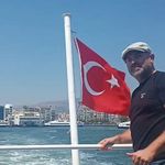 İzmir'de Bayrağı Dalgalandırdı, Gönülleri Kazandı