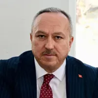 Ali Fidan Kimdir?