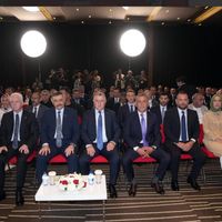Özel