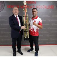 Özel