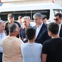 Özel