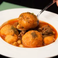 Özel