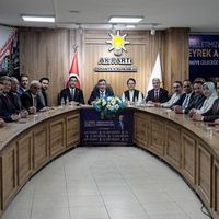 Özel