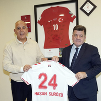 Özel