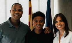 Kluivert Barcelona’ya transfer oldu 