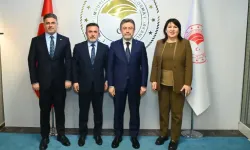 AK Parti Adana Heyetinden Tarım ve Orman Bakanı’na Ziyaret: Faaliyet Konularında Görüşler Aktarıldı