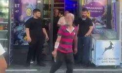 Adana’da Elinde Bıçakla Tehditler Savuran Şahıs Gözaltına Alındı