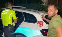 Alkollü Sürücü Ehliyetine El Konulmaması İçin Polislerden Yalvardı