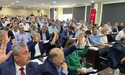 Yüreğir Meclisi'nde Tatil Kulisi: Demirçalı da Gidecek Mi? Kaplıca Mı, Sahil Mi?