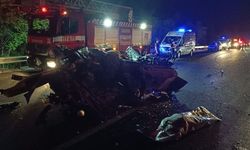 Araçlar Hurda Yığına Döndü: 1 Ölü, 1 Yaralı