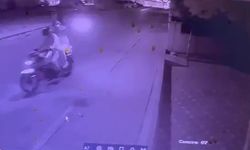 Adana’da Berber Dükkanına Silahlı Saldırı: O Anlar Kamerada!