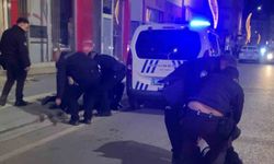 Dükkan Basıp Polise Direnen Şahıslar Gazetecilere Saldırdı