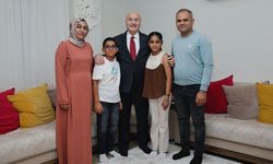 Adana Valisi Köşger’den “Öğretmenim Evimizde” Projesine Destek Ziyareti