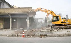 Yüreğir’de Büyük Yıkım Başlıyor! 2 Bin 143 Yapı İçin Düğmeye Basıldı