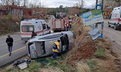 Kontrolden Çıkan Otomobil Devrildi