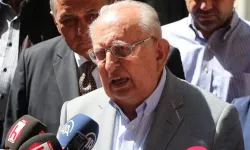 TBMM 17. Başkanı Hüsamettin Cindoruk Hayatını Kaybetti