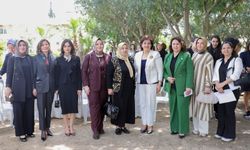 Adana'da 'Gönül Elçileri' Buluştu: Süreyya Yavuz'dan Koruyucu Aile Çağrısı!