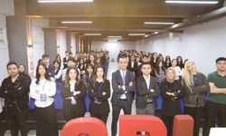 ÇÜ ve Liselilerden Model BM Etkinliği