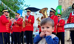 Kozan'da Portakal Çiçeği Büyüsü: "Kaçırırsanız Pişman Olursunuz!"
