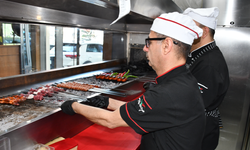 Ünlü Adanalı Gurme Selçuk Savaşan’dan Kebbapçı’ya Tam Not