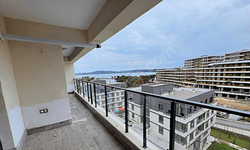 Adana Göl Manzaralı Lüks TOKİ'ler Reklam Panosuna Döndü