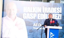 Yüreğir'de İrade Nöbeti: Uzaklaştırma Kararına Karşı Binler Tek Yürek Oldu!