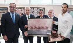 Gazetecilerin Objektifinden Adana Tarihi Sergide Buluştu