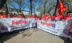 Adana’da Eğitimcilerin Hak Arayışı: Şiddetsiz ve Güvenceli Eğitim Talebi