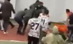 Voleybol Maçında Yumruklar Konuştu