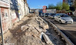 Adana’da Alt Geçit Açıldı Ama Sorun Bitmedi! Seyhan Küçükdikili’de Yayalar İsyanda