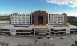 Yüreğir’de Sağlığa Yatırım: Laboratuvar ve Eczane Bölümleri Baştan Aşağı Yenilenecek!