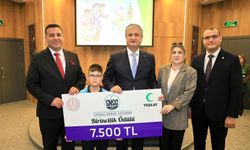 Adana'da Yeşilay Haftası Ödülleri Sahiplerini Buldu