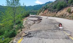 Karaisalı’da Yol Çöktü: Ulaşım Tek Şeride Düştü