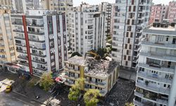 Adana’da Orta Hasarlı Binaların Yıkımı Yeniden Başladı