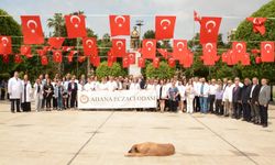Adana’da 187. Yıl Coşkusu: Eczacılar Atatürk Parkı’nda Buluştu