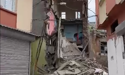 Adana’da Deprem ve Sağanak Metruk Binayı Yıktı