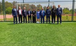 Ceyhan’da Öğrencilere Dev Yatırım! Kurtkulağı’na Modern Halı Saha