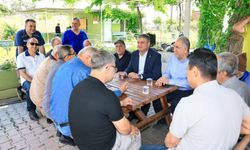 Vali Yavuz’dan Köprüköyü Camii'nde Bayramlaşma