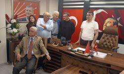Son Dakika: CHP Adana İl Başkanı Tanburoğlu Gelişmeleri İl Binasında Takip Ediyor