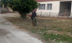 Karataş'ta Estetik ve Çevre Seferberliği: Ekipler İlçe Genelinde Sahaya İndi